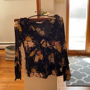 Flower Flowy AEO Top